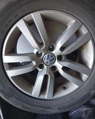 Gomme e cerchi in lega tiguain