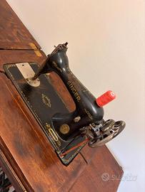 Macchia Singer per cucire del 900