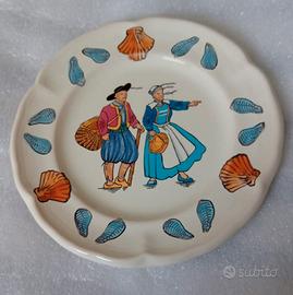 Piatto costumi bretoni