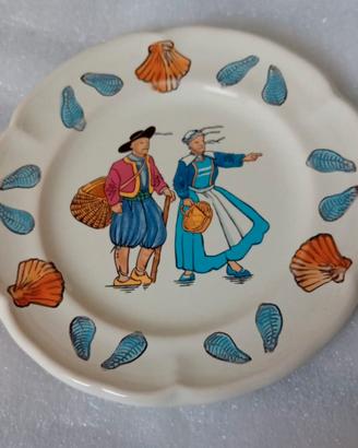 Piatto costumi bretoni