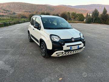 FIAT Panda Cross hybrid unico proprietario