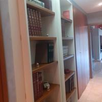 Mobile per abbigliamento e libreria con segreta al