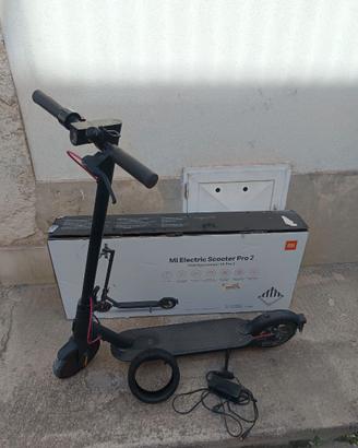 Monopattino Xiaomi pro 2