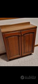 Piccola Credenza / Dispensa - Legno