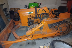 Trattore cingolato Fiat 451C
