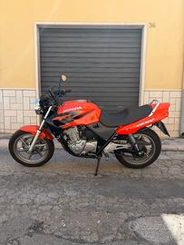Honda CB500 - anno 2000 Condizioni Eccellenti