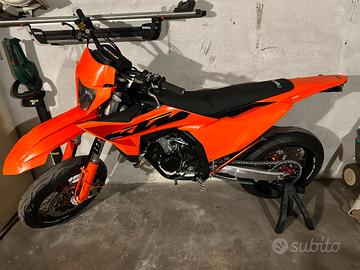 KTM 125 SX 2025 Motard – Targata + kit Cross