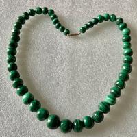 Collana in pietre naturali di Malachite