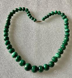 Collana in pietre naturali di Malachite