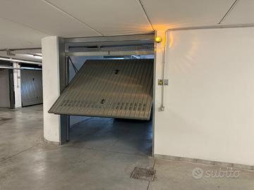 Garage ampio centralissimo