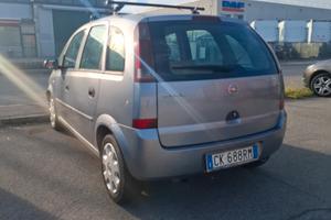  Opel Meriva  2004