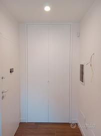 Realizziamo armadi a muro su misura