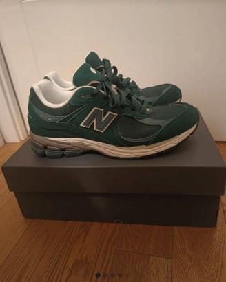 New Balance 2002R Green