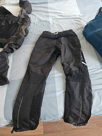 Giacca e pantaloni moto donna