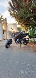Honda cb125r
