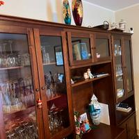 Mobile sala completo vetrine, cassetti, spazio tv