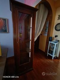 Vetrina in legno