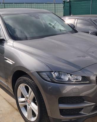 Jaguar F-Pace 2.0d i4 Prestige awd 180cv auto my18