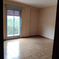 Pressi viale Europa 120mq 4 locali 1 piano