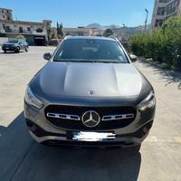 Mercedes GLA 200 d advanced plus accetto permute