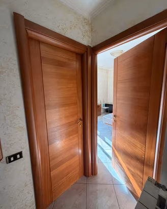 3 porte in ciliegio