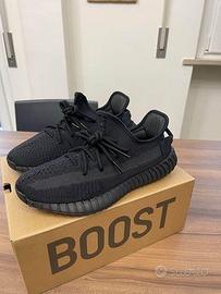 Yeezy Boost 350 V2 black