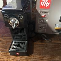 Macchinetta caffe  illy