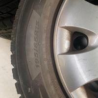 Cerchi con gomme invernali Golf 5