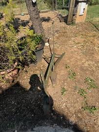 Aratro tradizionale trainato da animali da tiro