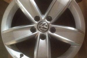 Cerchi in lega originali VW 16 pollici