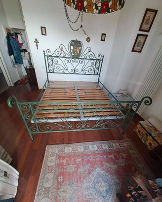 Letto in ferro battuto artistico artigianale
