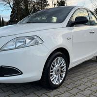 Lancia Ypsilon *UNICOPROPRIETARIO *1.2 69 CV 5 por