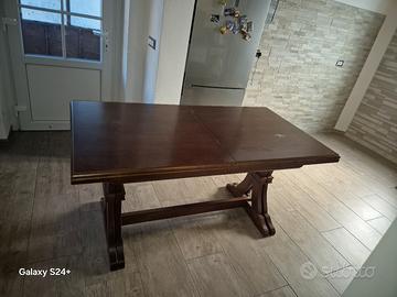 tavolo in legno massello color noce 16 posti 