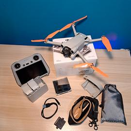 Drone DJI Mini 3 Pro Fly More Combo