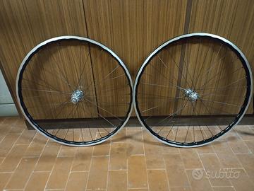 ruote tubeless mozzi Shimano Dura-Ace 7800