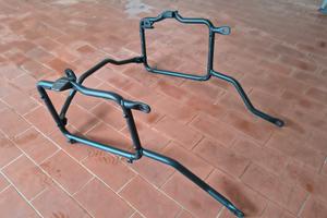 Telaio x  valige  laterali  Givi Benelli trk 502 