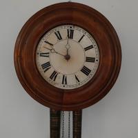 Antico orologio a pendolo da parete "foresta nera"