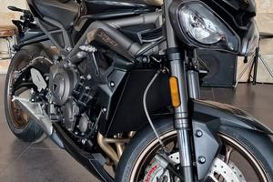 Street triple 765 RS - Carbon Black