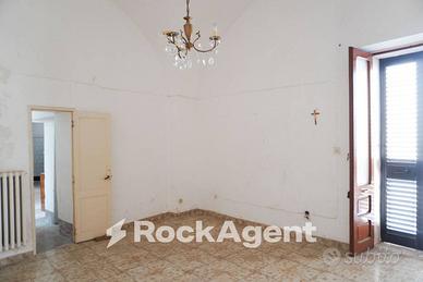 GRAZIOSO TERRATETTO, CENTRO STORICO DI CARPIGNANO