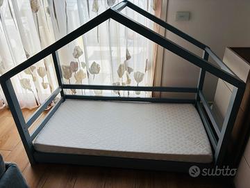 Letto a casetta 140x70 con materasso incluso