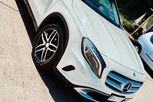 Mercedes-Benz GLA 180 d Automatico - Euro 6b