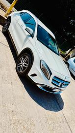 Mercedes-Benz GLA 180 d Automatico - Euro 6b