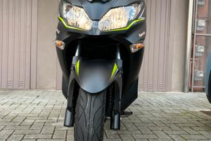 Scooter Kavasaki j300 ABS