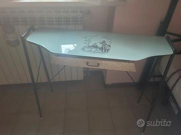 Tavolino vintage firmato