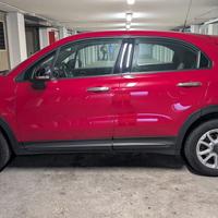 Fiat 500 X rossa