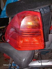 fanale posteriore  sinistro  bmw 320 anno 2008