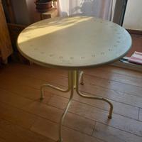 tavolino rotondo