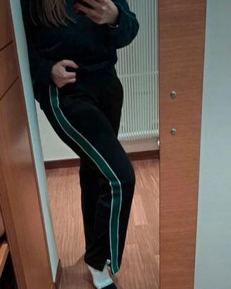 pantalone con banda laterale 