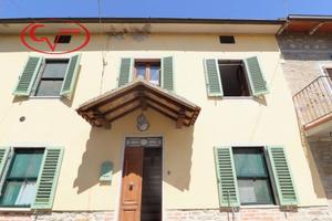 Casa indipendente di 122 m² con 4 locali a Castigl