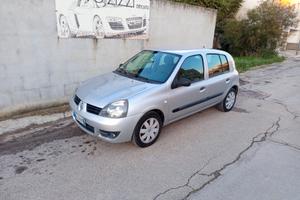 Renault Clio Storia 1.2 5 porte GPL Confort